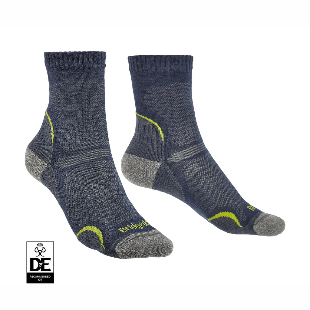 bridgedale ladies hike ultra light T2 merino performance crew walking socks