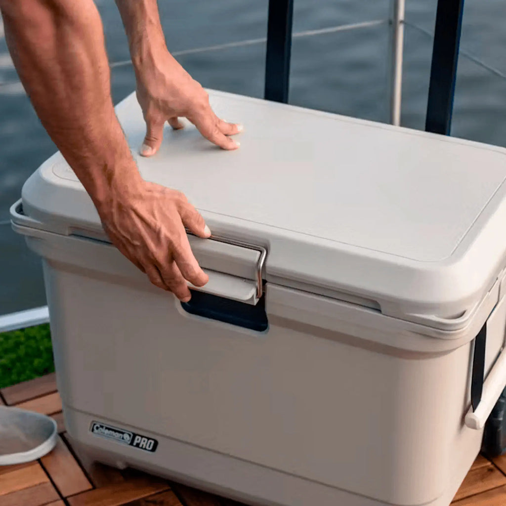 Coleman Pro 55 QT WHEELED Cool Box