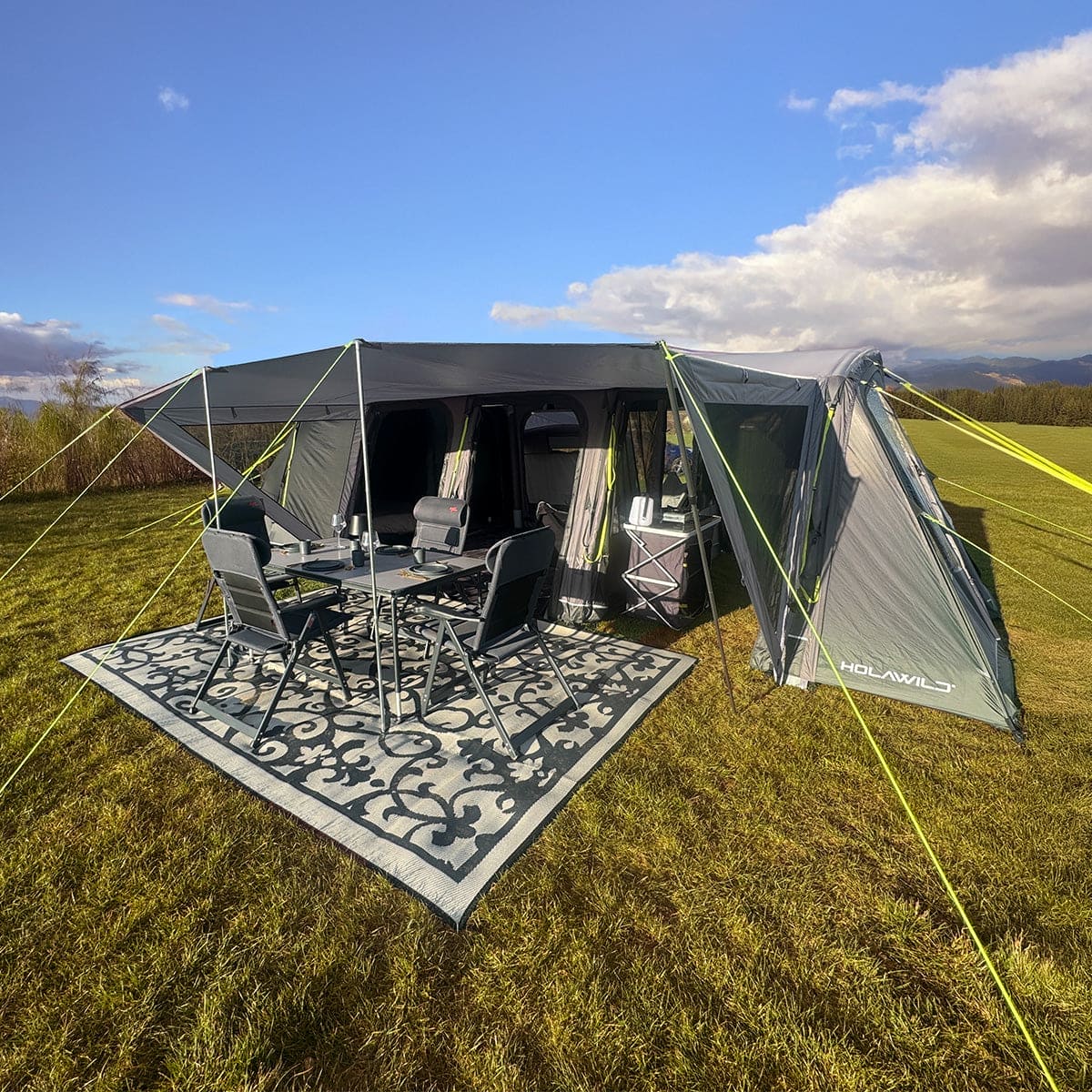 Holawild AirTek Parkhurst 4 Person Inflatable Family Tent