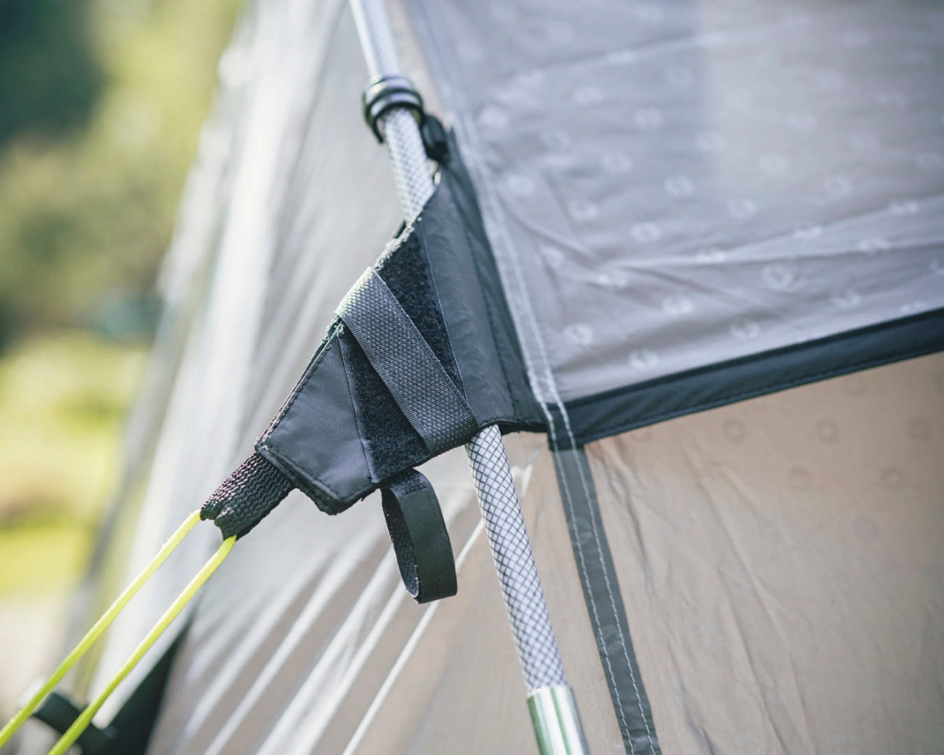 Outwell San Diego Poled Campervan Driveaway Awning