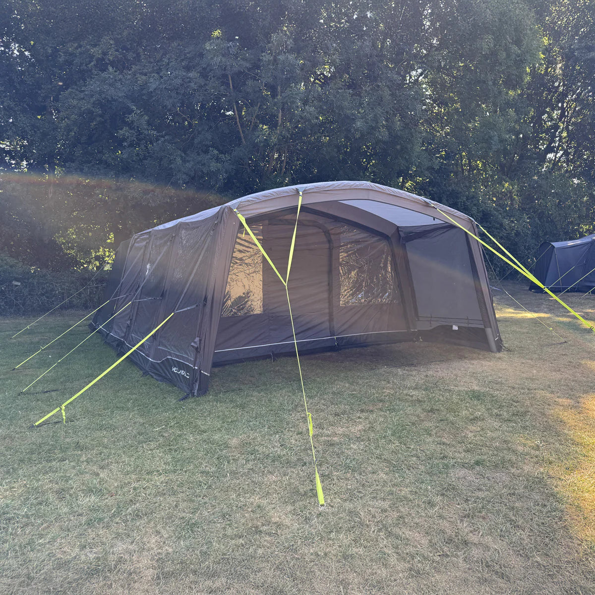 Holawild AirTek Sherwood 6 Person Tent
