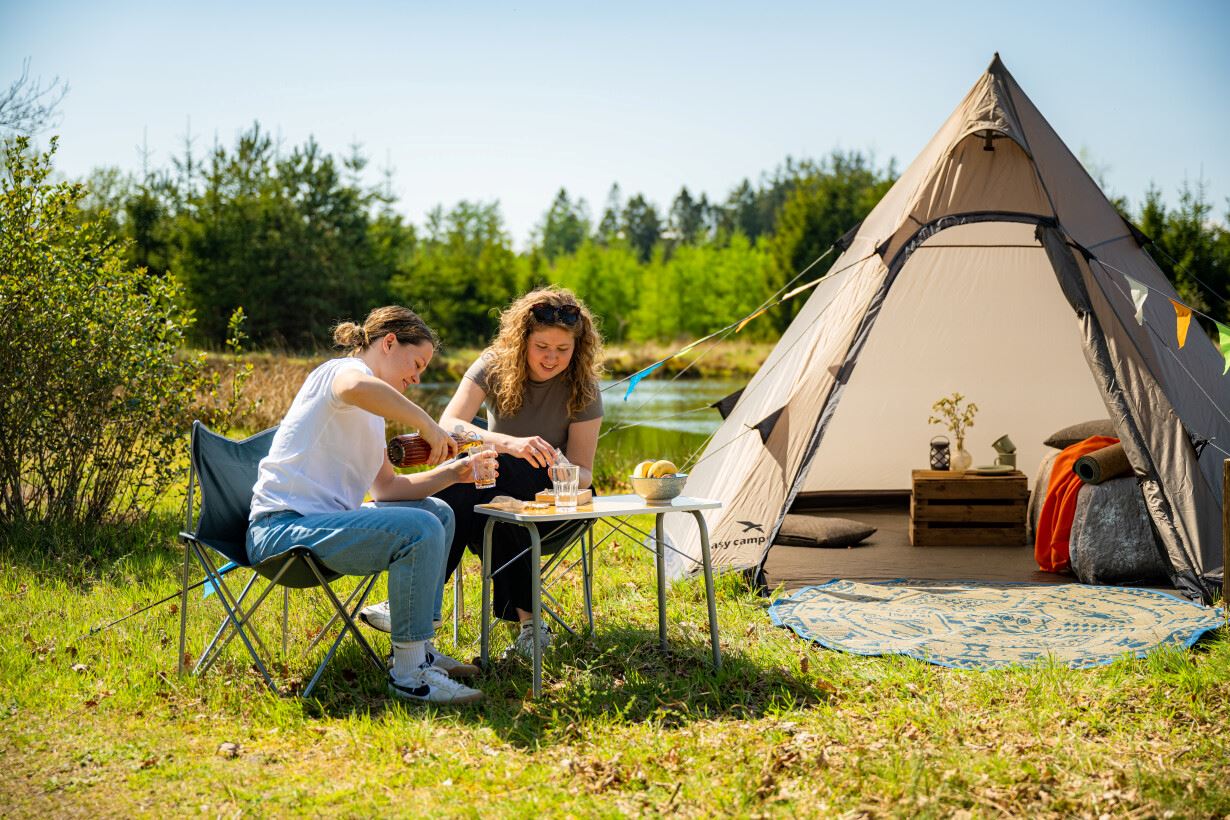 easy camp moonlight zelte Easy Camp Moonlight Spire Tipi Glamping Tent – Jacksons of Old Arley