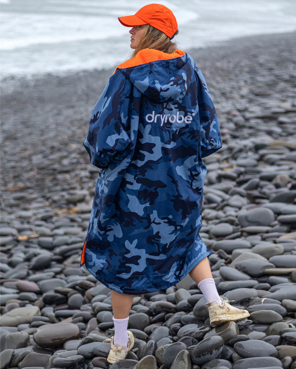Dryrobe Advance LONG Sleeve Changing Robe V3 - Blue Camo / Orange - back logo view 
