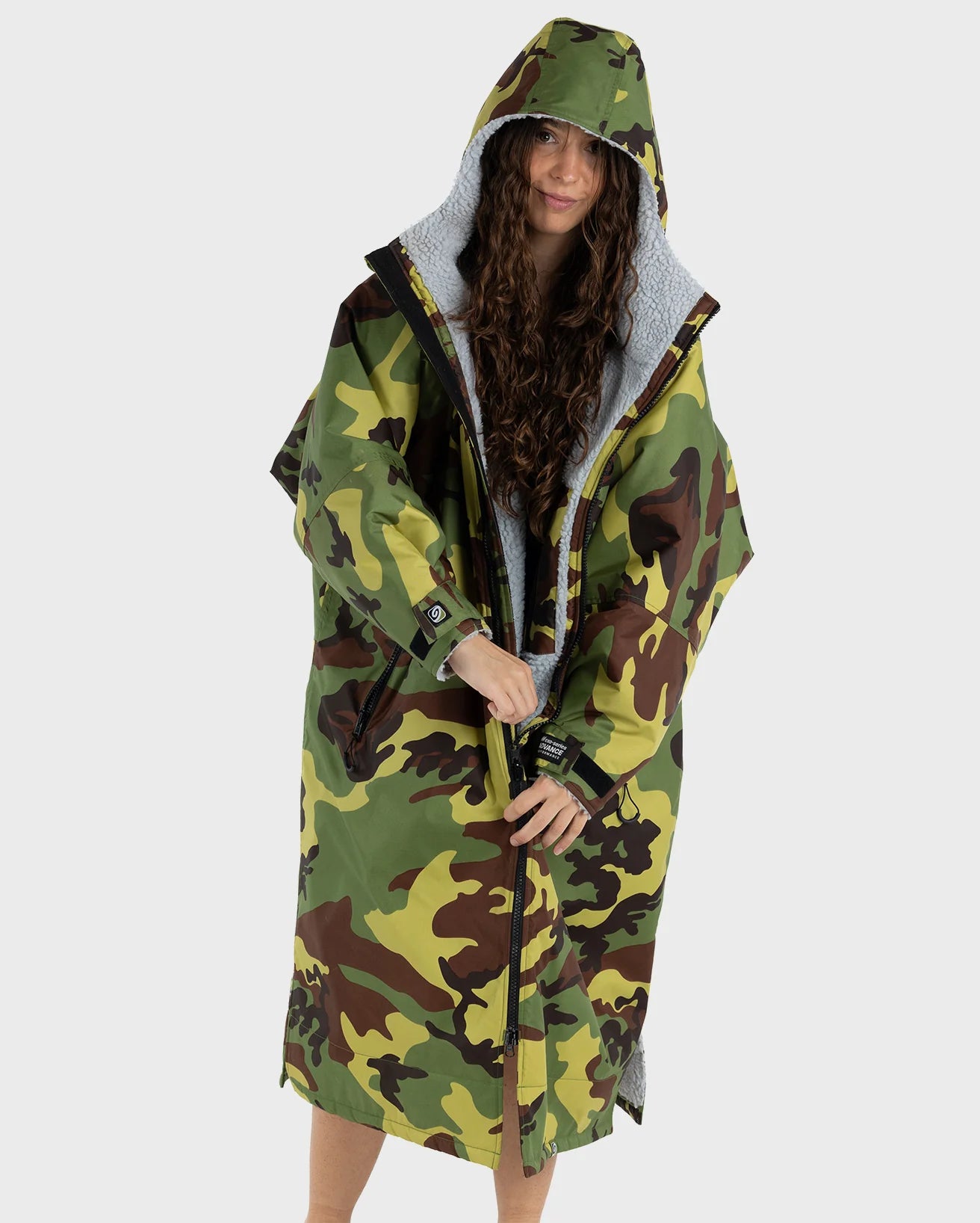 Dryrobe Advance LONG Sleeve Changing Robe V3 - Camo / Grey - full length zipper