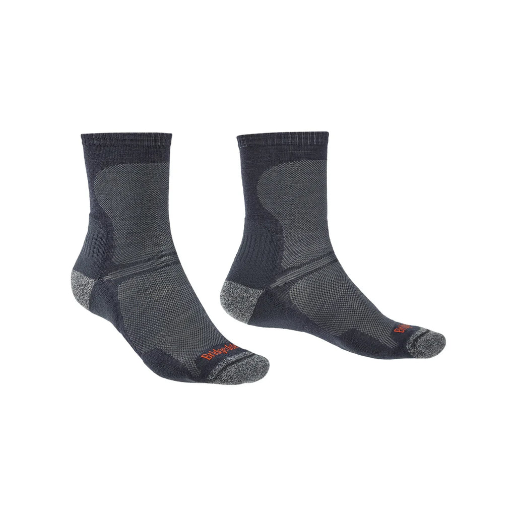 bridgedale ultra light t2 merino performance crew length socks