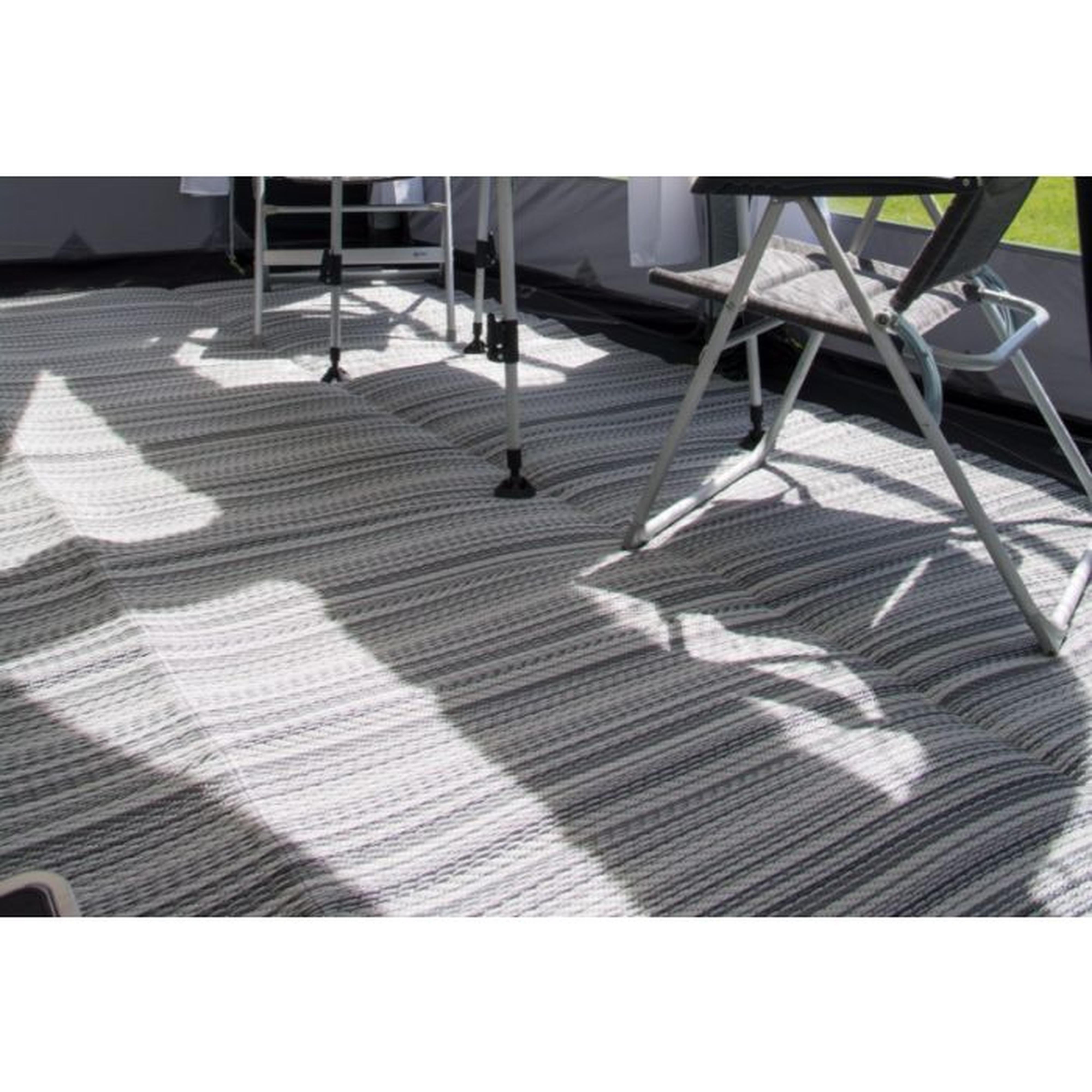 Dometic  Continental Cushioned Carpet 2.5m x 5.0m