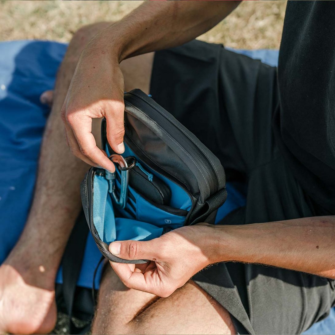 Lifeventure RFID Travel Shoulder Bag