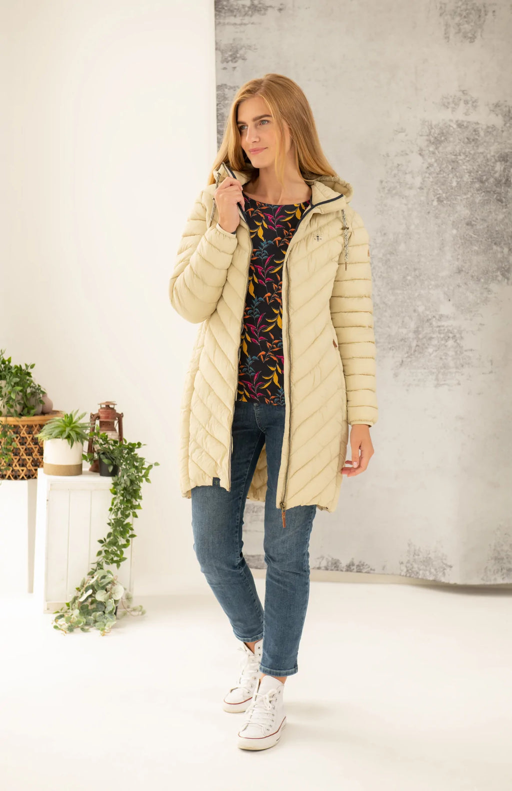 Lighthouse Laurel Padded Ladies Coat