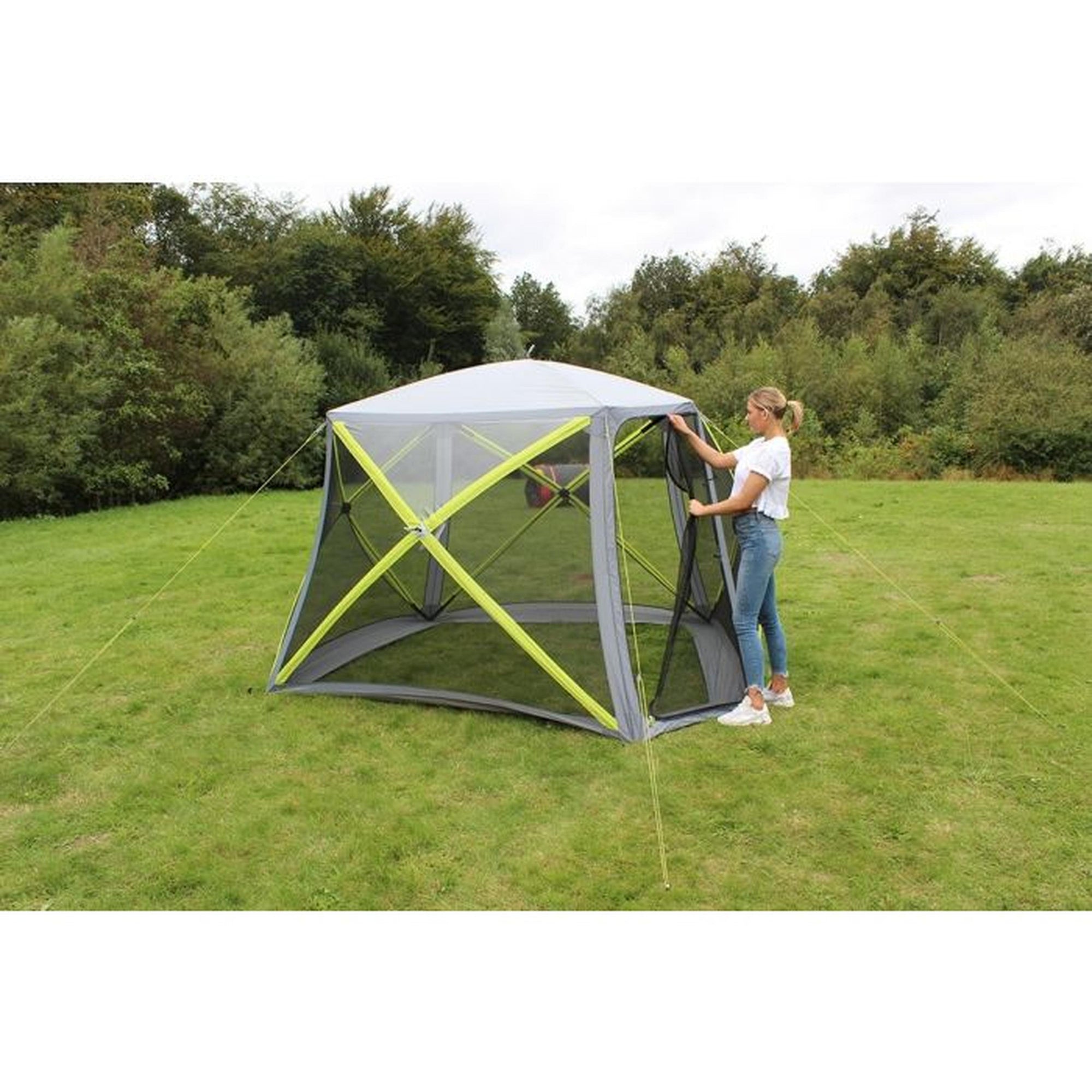 Outdoor Revolution Screenhouse 5 Pop Up Utility Shelter