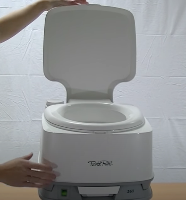 Thetford Porta Potti 165 Portable Toilet